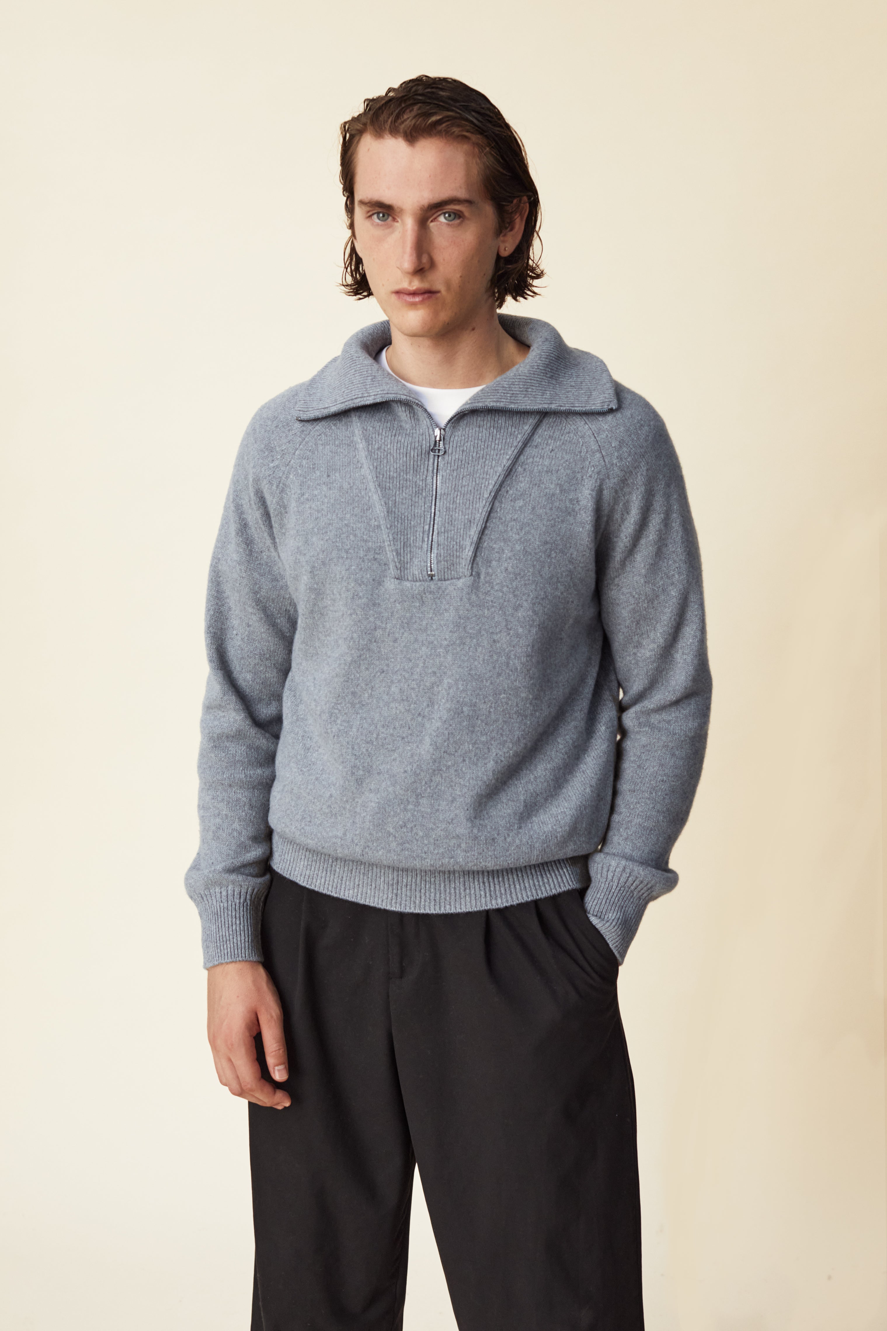 Men's zipped neck sweater in Cashmere Grey